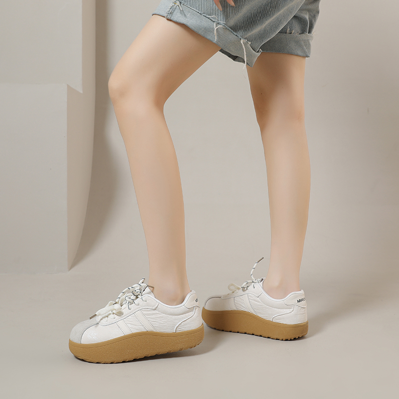 Women's Fashion Casual Sneaker - Women'S Shoes Size 40 In Us recension och pris